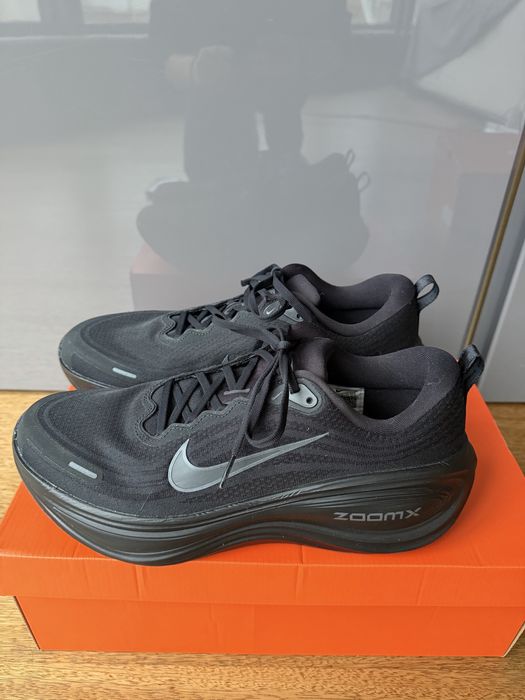 Оригинални маратонки NIKE VOMERO 18 PLUS  IT47