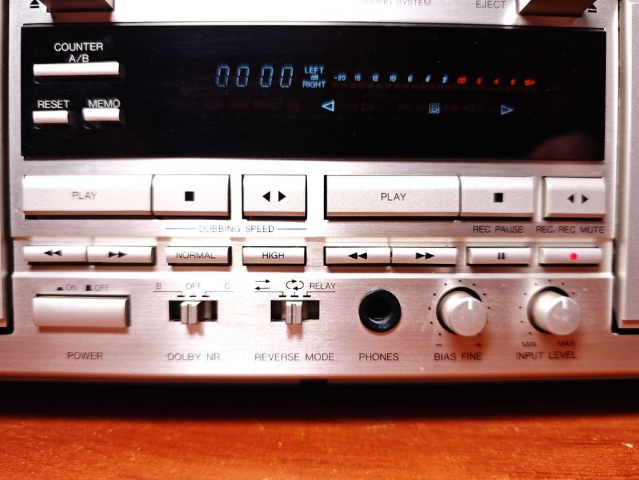 Casetofon deck Denon DRW 830