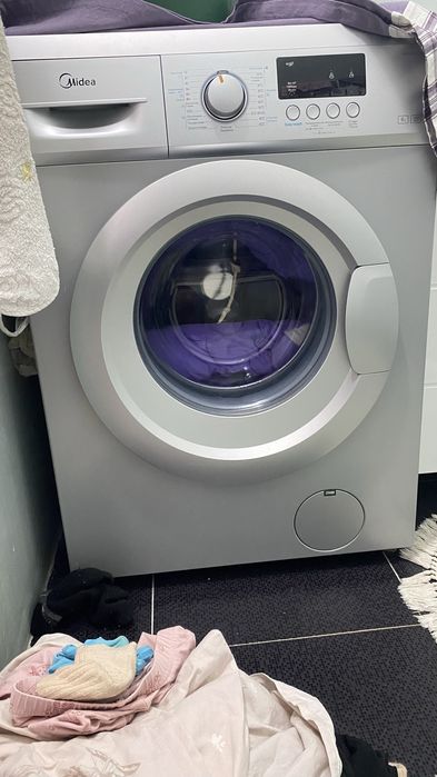 Продам стиральную машину