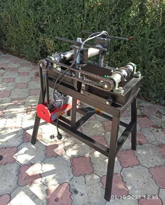 Utilaj pentru îndoit țevi, producerea porților, garduri, sere, balustrade, copertine sau alte lucrări