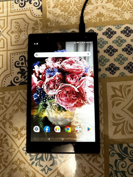 Таблет Lenovo Tab 4 8 16GB, черен цвят