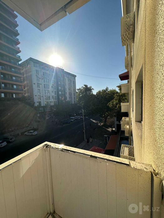 Продаю квартиру 1 комната 36 м2 Шота руставелли