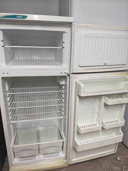 Продам холодильник