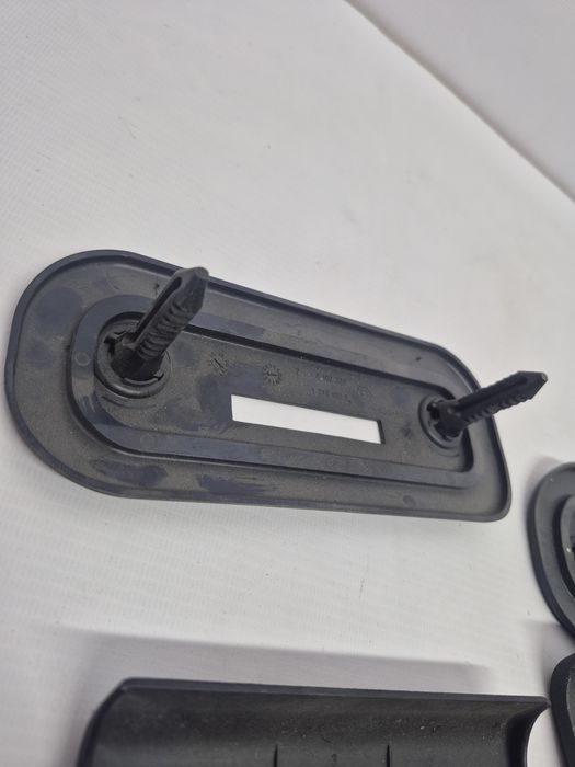 Пластик заднего дивана BMW E34