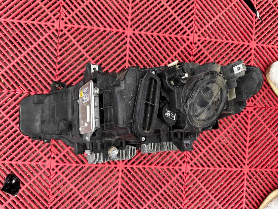 Set Faruri Bixenon Adaptive BMW Seria 3 F30 - Complete - Masina personala