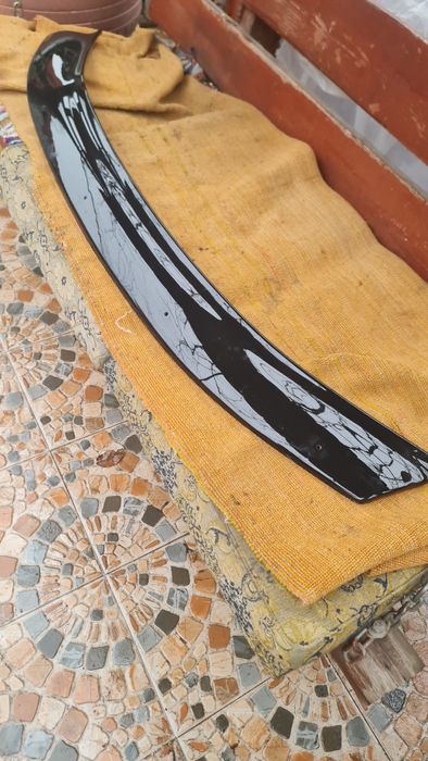 Deflector capota duster 1