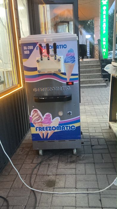 Мороженое аппарат
