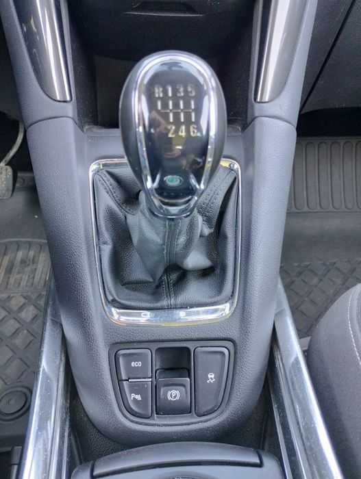 Vând auto Opel Zafira