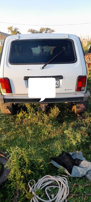 Продам ниву ЛАДА 21214