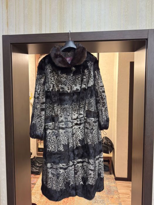 Продам норкувую шубу