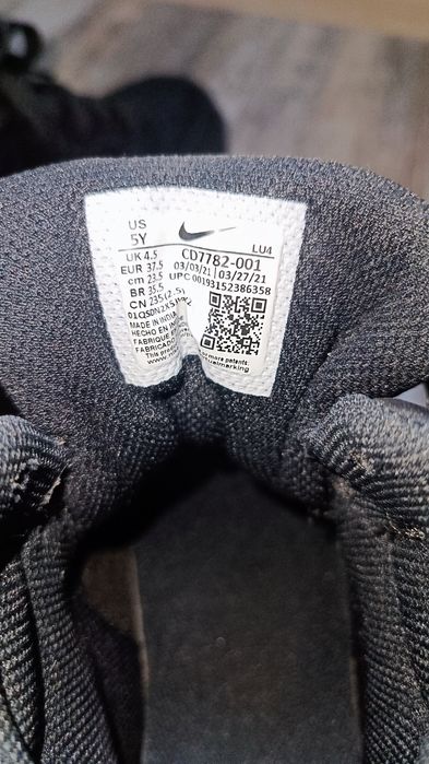 Дамски кецове Nike Air 37.5 Черни много запазени