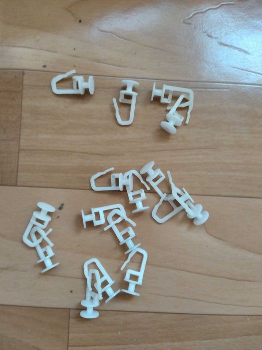 Кольца,  крючки и прищепки для штор