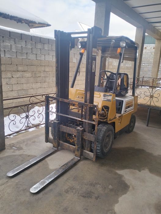 Вилочный погрузчик