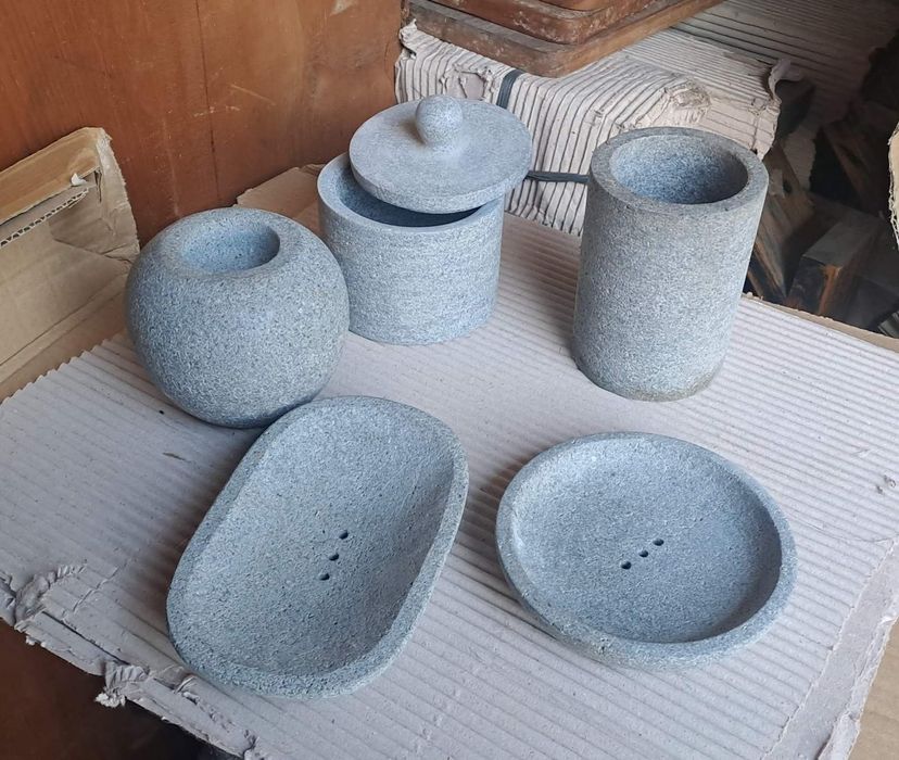 Речен камък, Диспенсър, вулкничен лава камък.сапунерка и пепелник