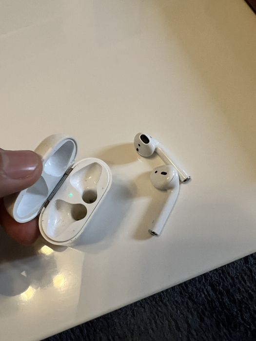 Apple Airpods Gen.2 originale stare f buna,bateria tine foarte bine!