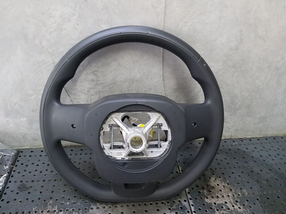 Volan in 3 spite cu comenzi citroen c3 3 sx 98164325zd