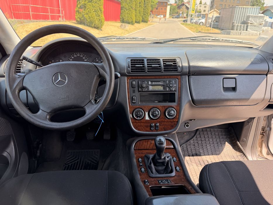 MERCEDES-BENZ ML-Class 2004 — imagine 5