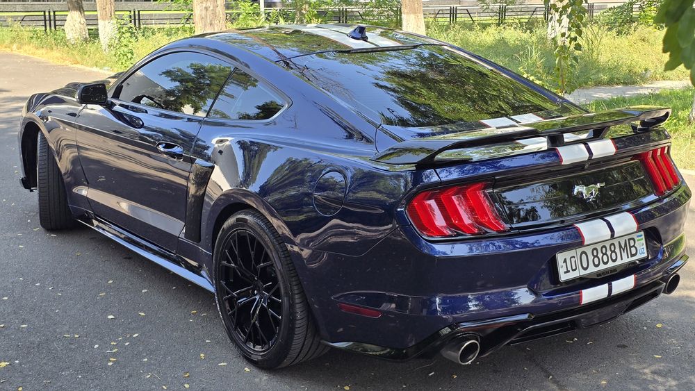 Ford mustang 2.3 ecobus
