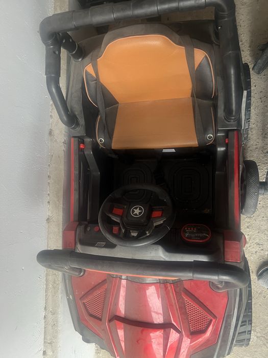 Машинка на пульте . Продам!