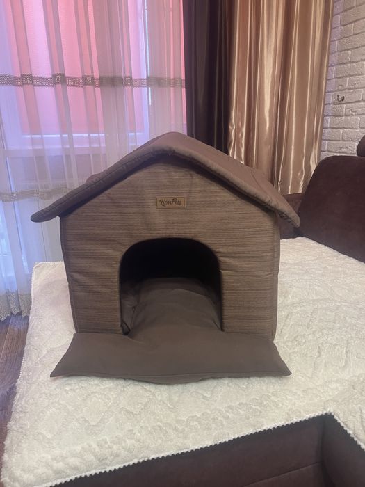 Продам домик для собак