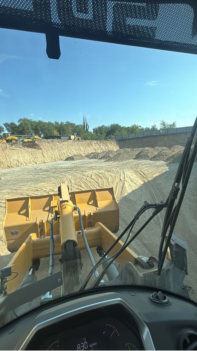 Услуги фронтального погрузчика