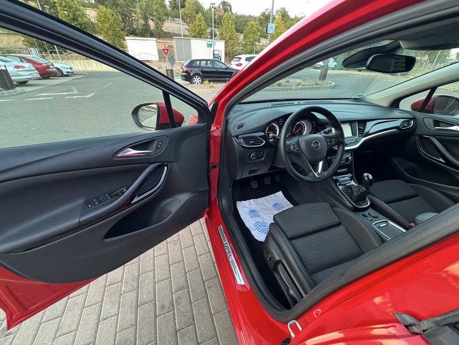 Opel Astra K Innovation+ 1.4Benzina 125CP LED NAVI Camera Climatronic
