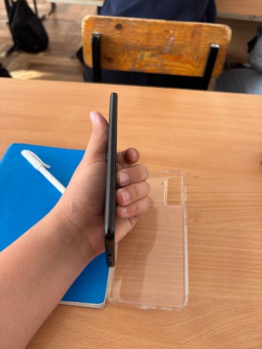 Самсунг с21+ 128