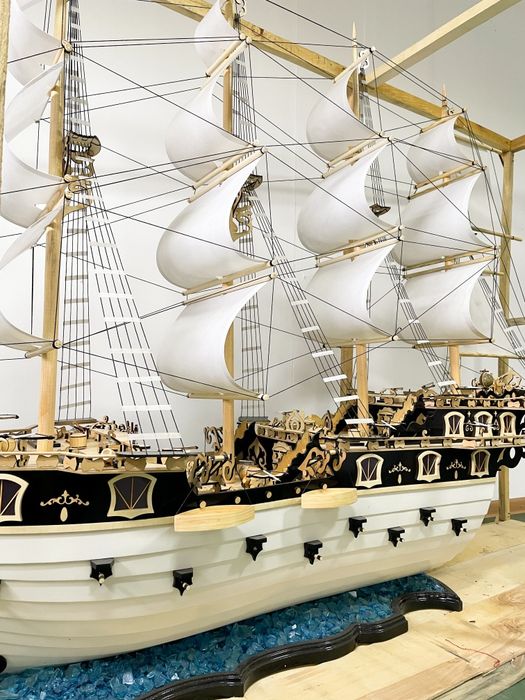 Корабль для подарков