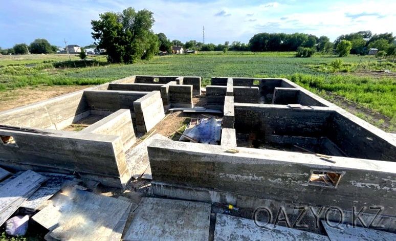 Бригада строителей. Черновой вариант и чистовой.