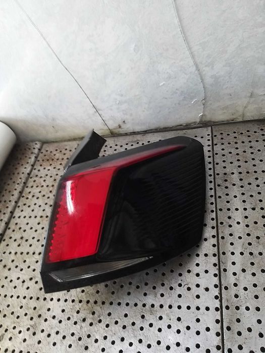Stop tripla lampa dreapta led peugeot 3008 2 2018 9810477080 81550201