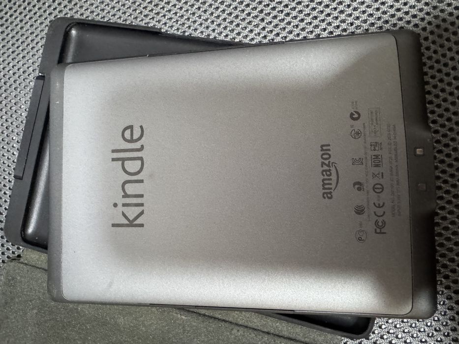 Kindle Amazon D01100,