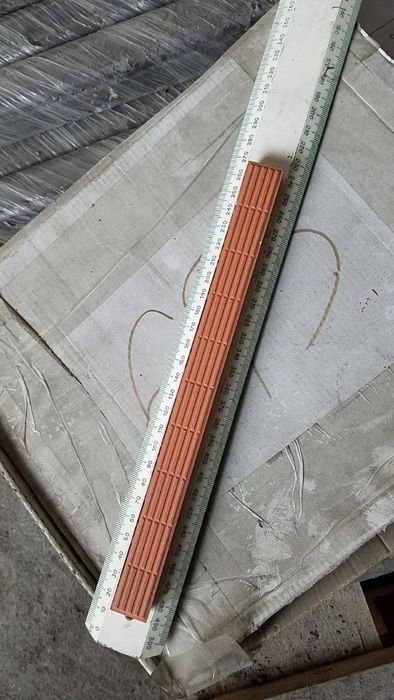 бордюр кафельный Карандаш