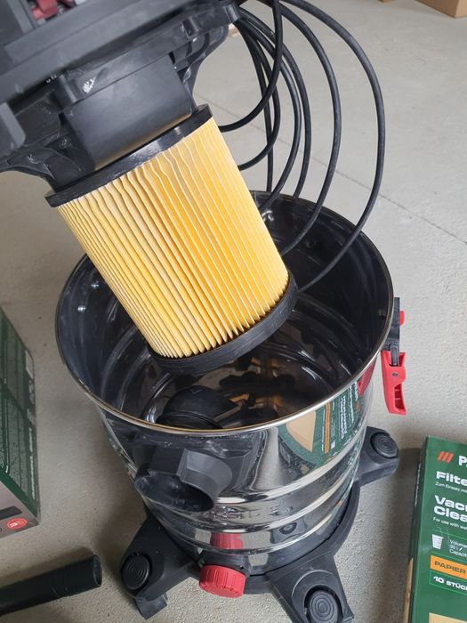 Aspirator PARKSIDE PWD 25 C4, 1400W, umed uscat