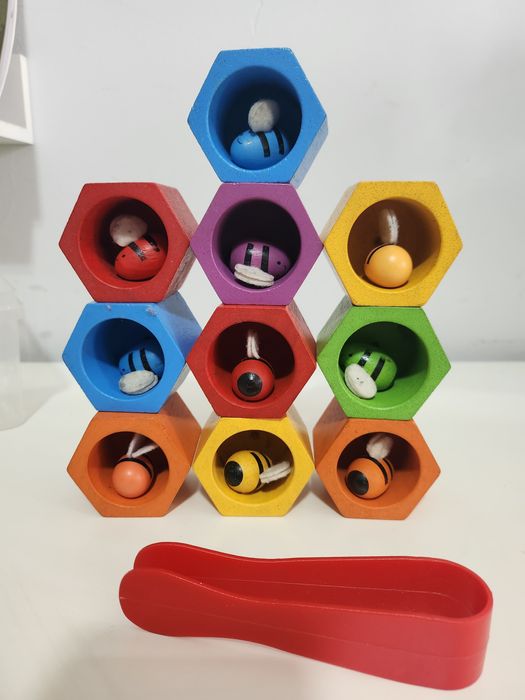 Деревянные  базовые игрушки