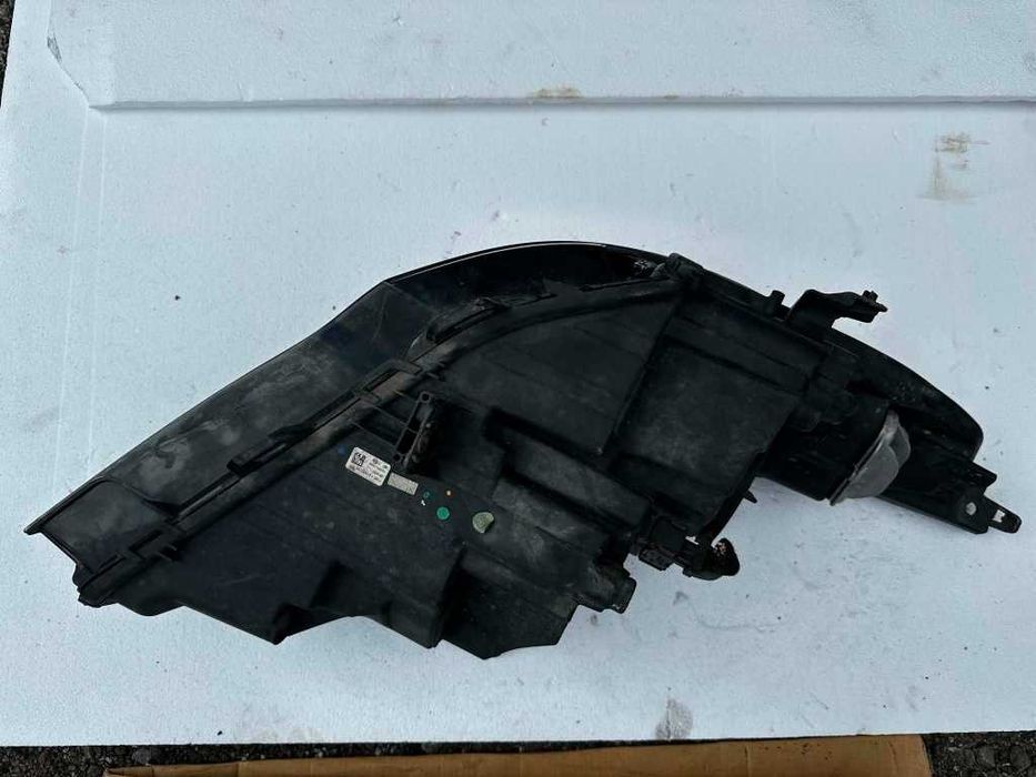 Far stanga  dreapta cu lupa Opel Astra K 39047200 662588537
