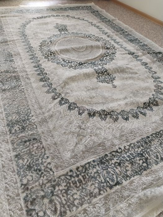 Ковер новый 2*3  шёлк