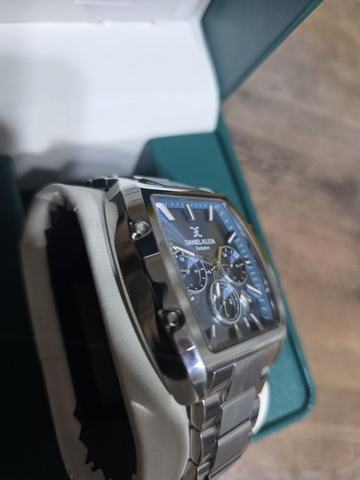 Часы Daniel Klein