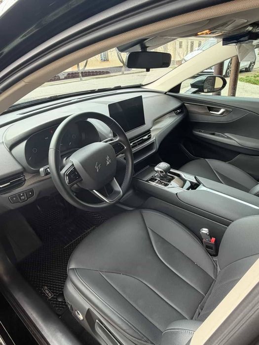 Аренда с Выкупом Hongqi Eq-m5