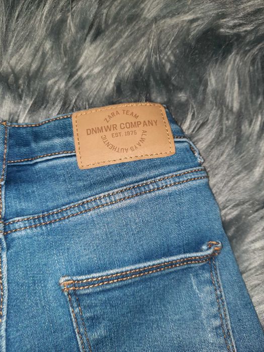 Детски дънки Zara 110см-4-5г. 14лв