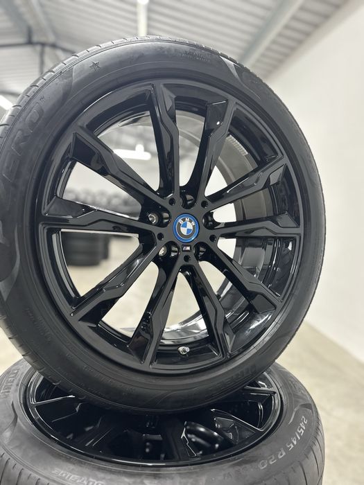 Jante Bmw X3 X4 R20 G01 G02 Originale 699M Negru Pirelli de vara 2023