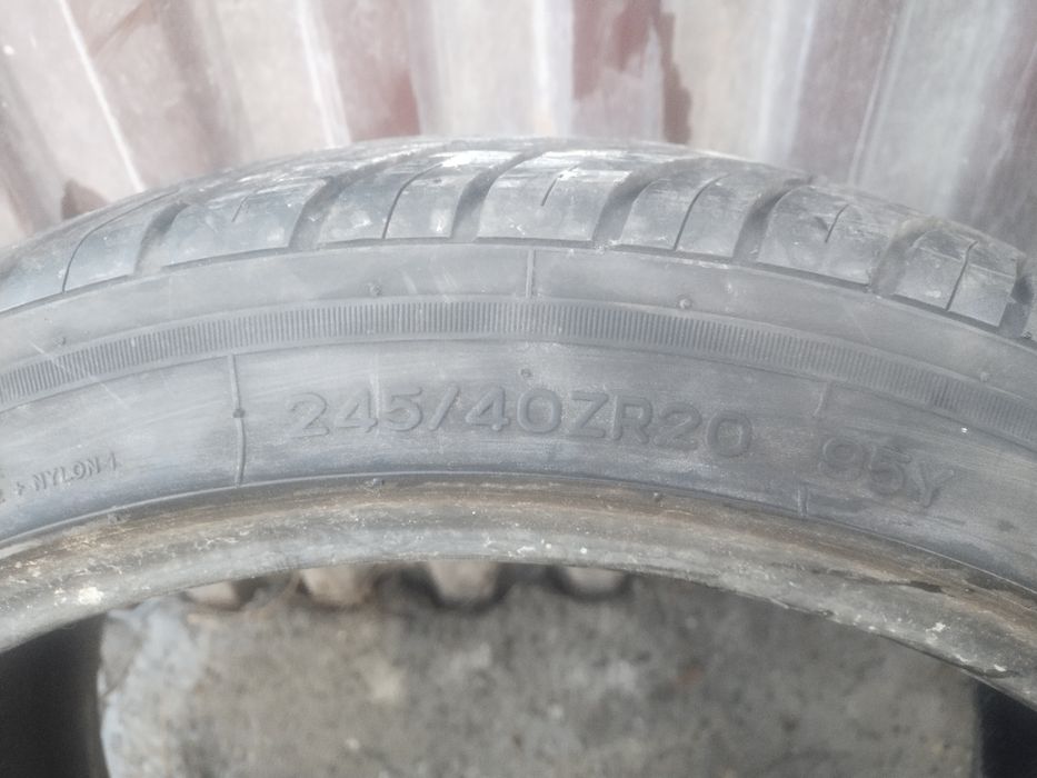 Продам покрышки лето.