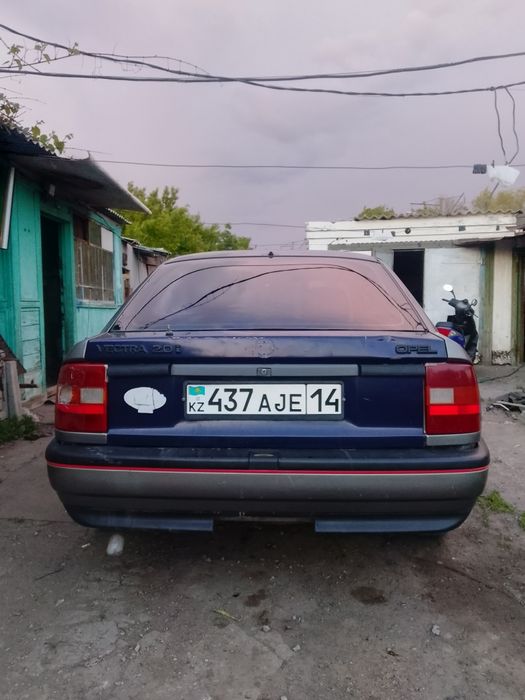 Продам Опель вектра а