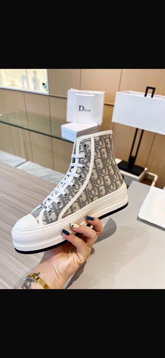 Dior – бели високи кецове