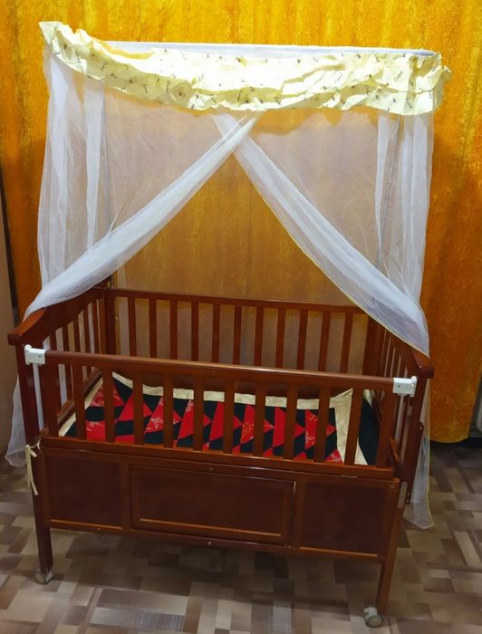 Детский кровать ,люлька,сетка.