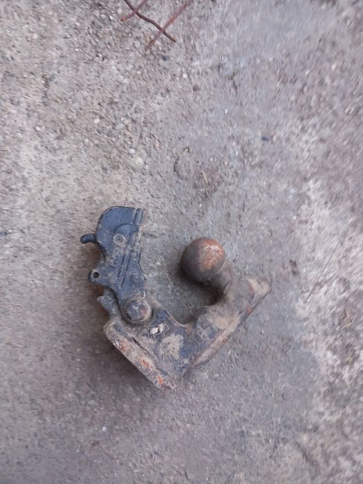 Cui(carlig) de vanzare