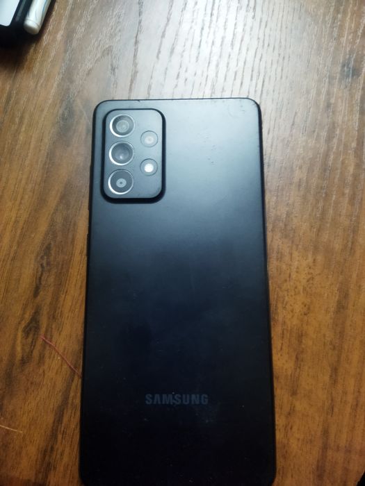 Самсунг а52 4/128