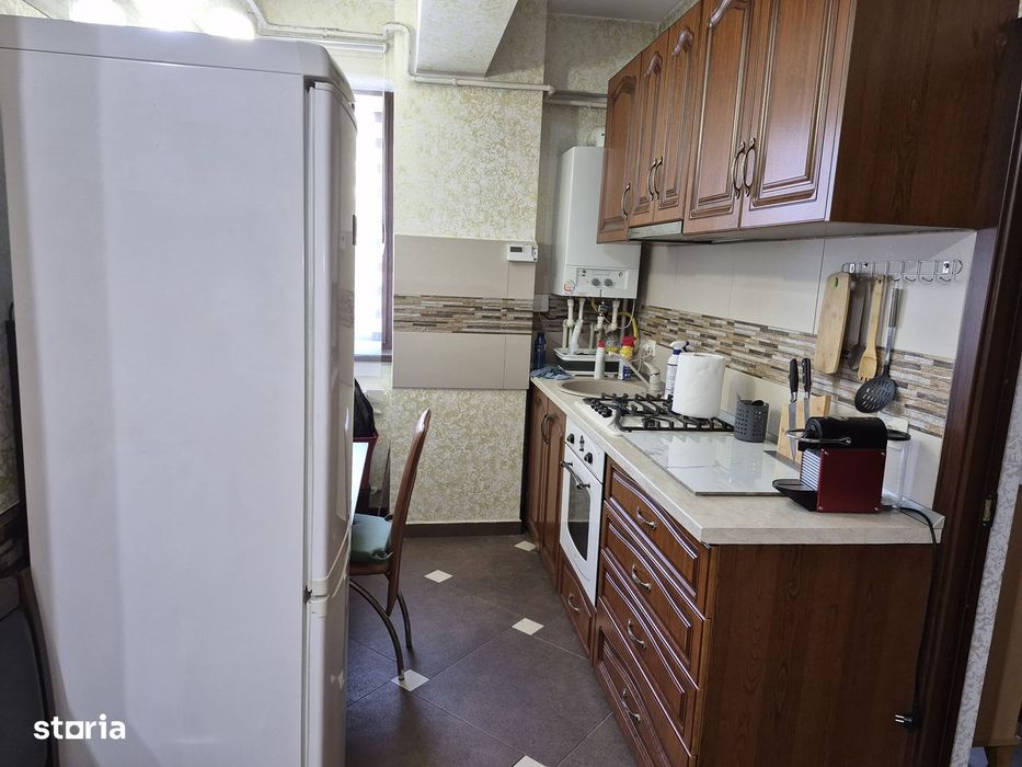 Apartament cu 3 camere openspace zona Nicolina Cug lângă bulevard