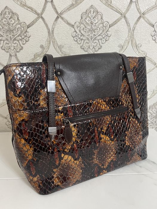 Продам кожаную сумку (Турция)