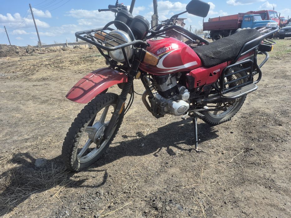 Продам мотоцикл 200 куб