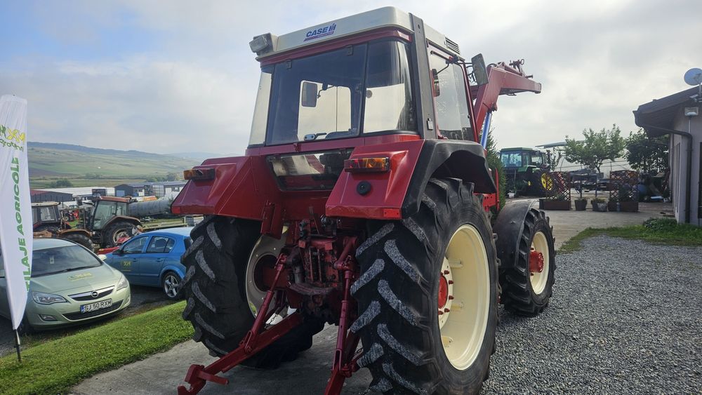 Tractor CASE International IHC 844 845 XL cu incarcator frontal